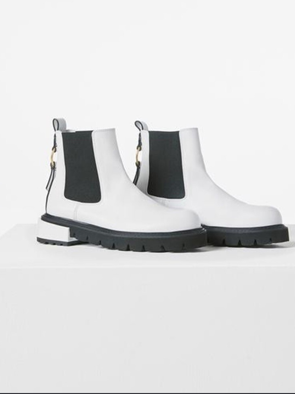FRAME Le London Chelsea Creeper Platform Bootie in White and Black